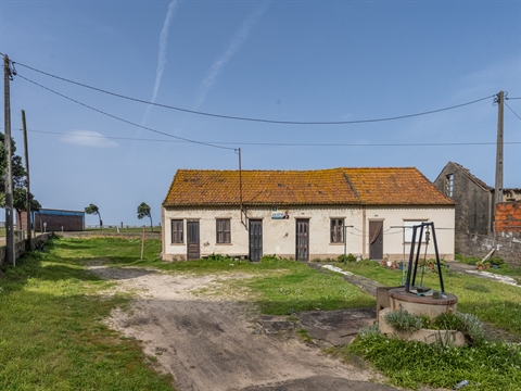 Detached house to restore T2