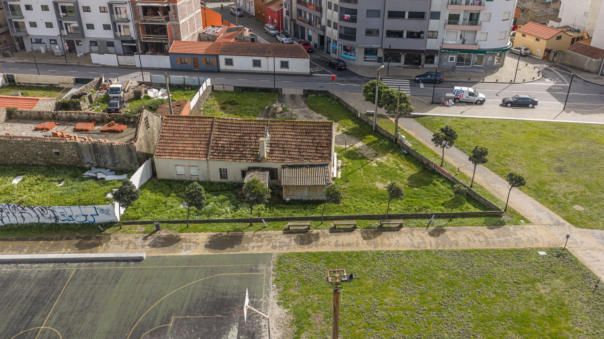 Detached house to restore T2