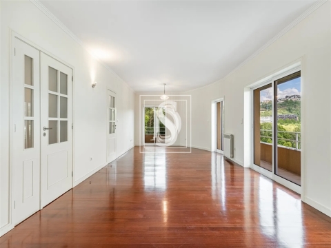 Apartamento T4